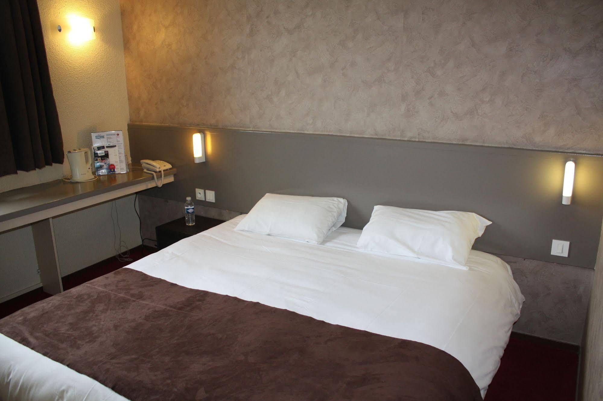 Brit Hotel 朗迪维肖 外观 照片